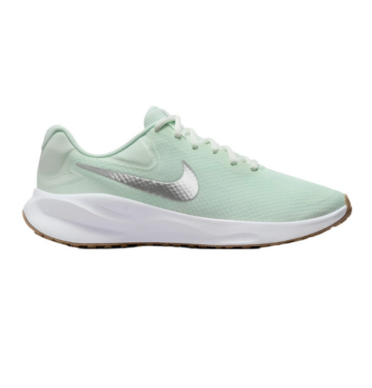 Nike Revolution 7
