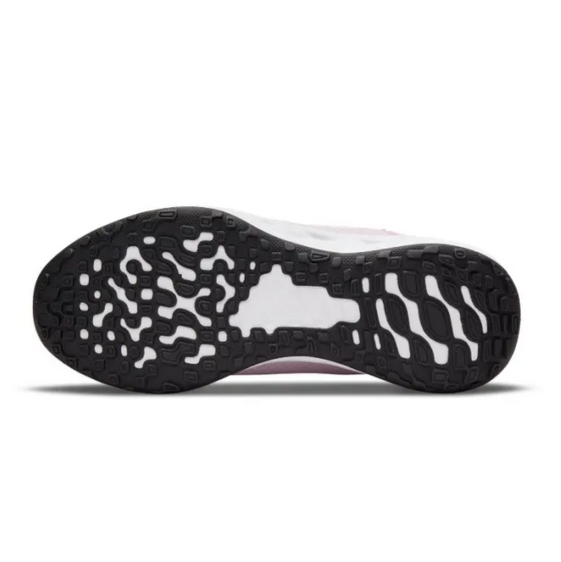 Nike Revolution 6