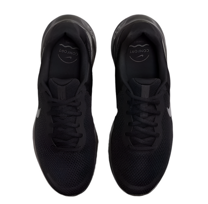 Nike Revolution 7