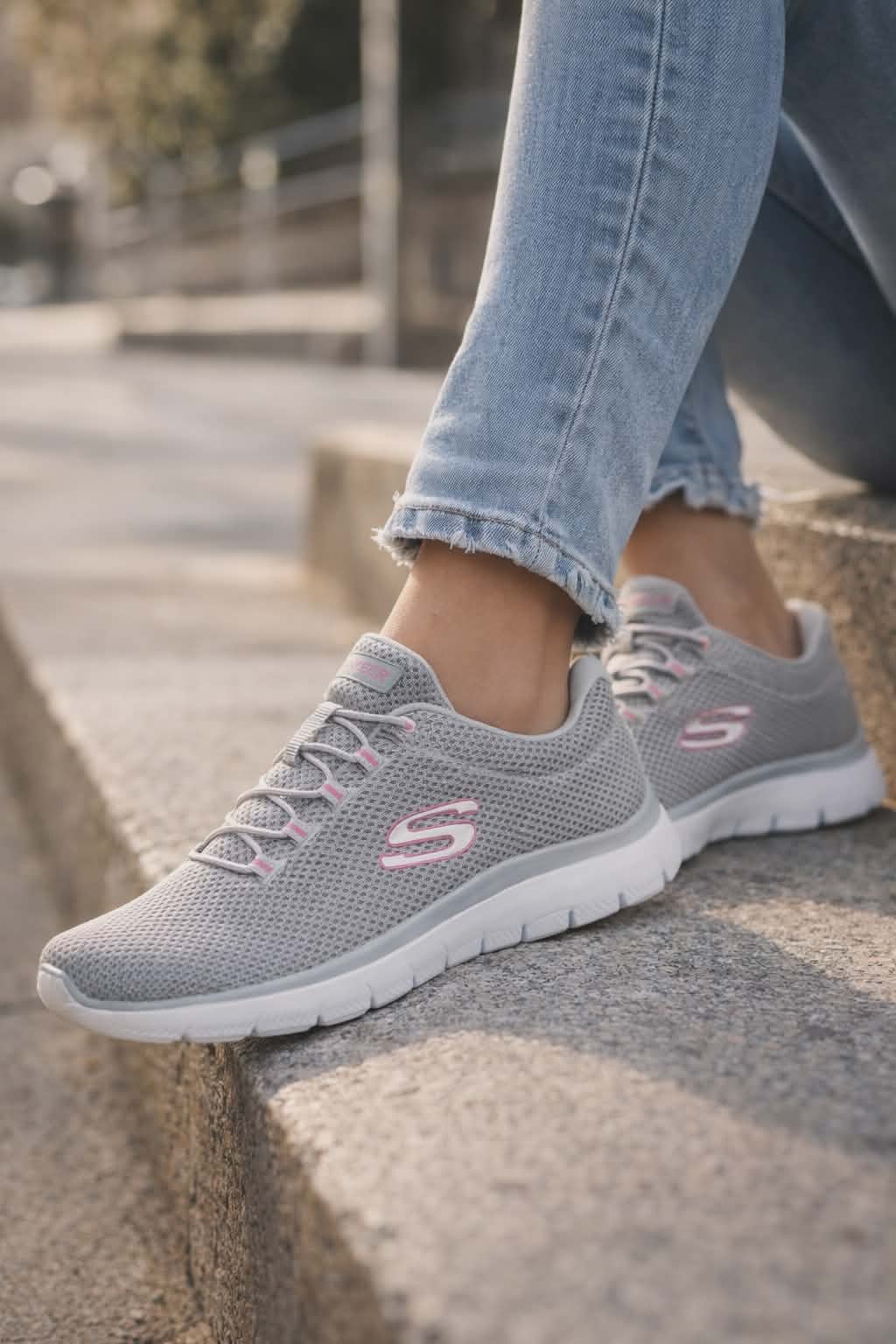 Skechers Summits