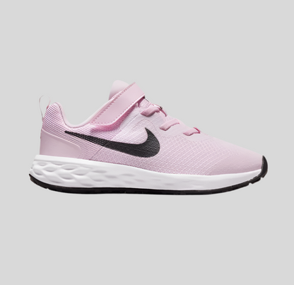 Nike Revolution 6